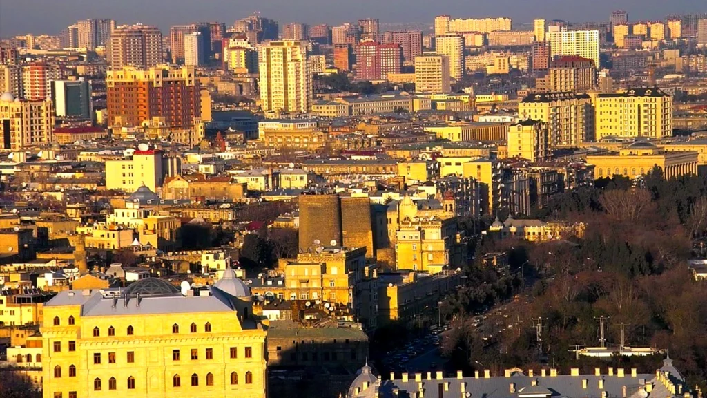 صورة سفر فوتوغرافية عالية الجودة عن برنامج باكو 4 أيام من مدونة سفران